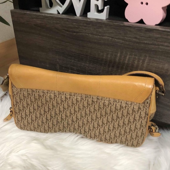 CHRISTIAN DIOR VINTAGE MONO SHOULDER SMALL BAG - Picture 6 of 8